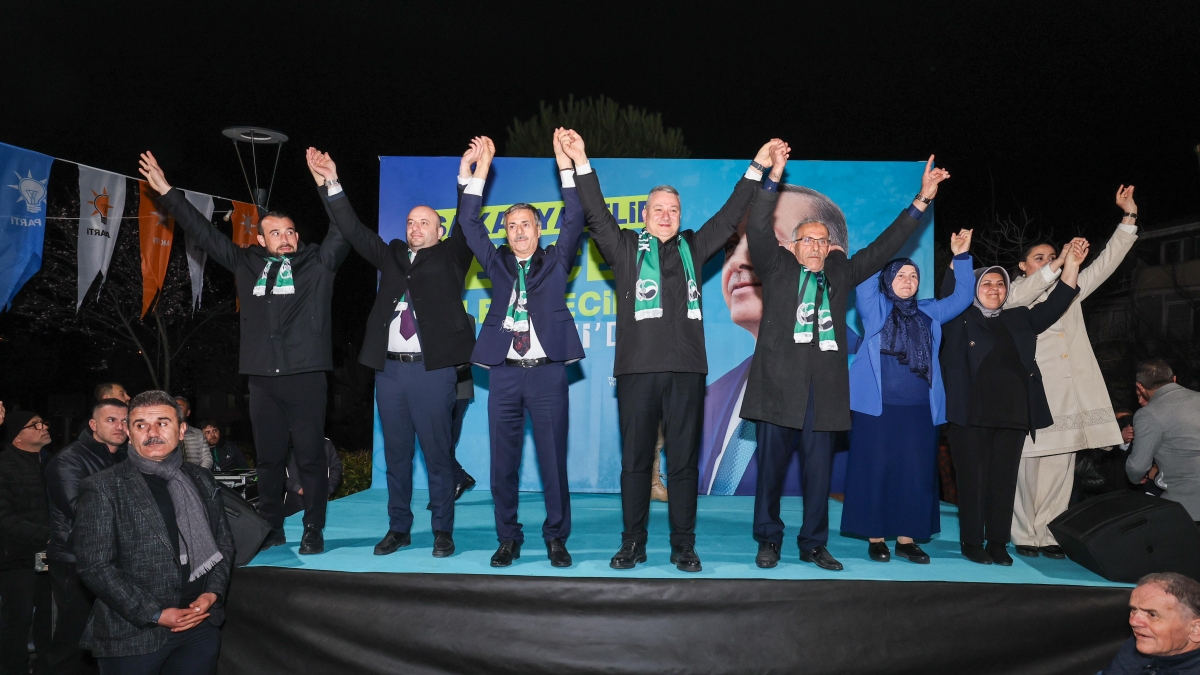 Büyükşehir Belediye Başkan Adayı Yusuf Alemdar “Beşköprü-Kemalpaşa bağlantı yolunu yeni dönemde hizmete açacağız” İŞTE O GÜNÜN FOTOĞRAFLARI