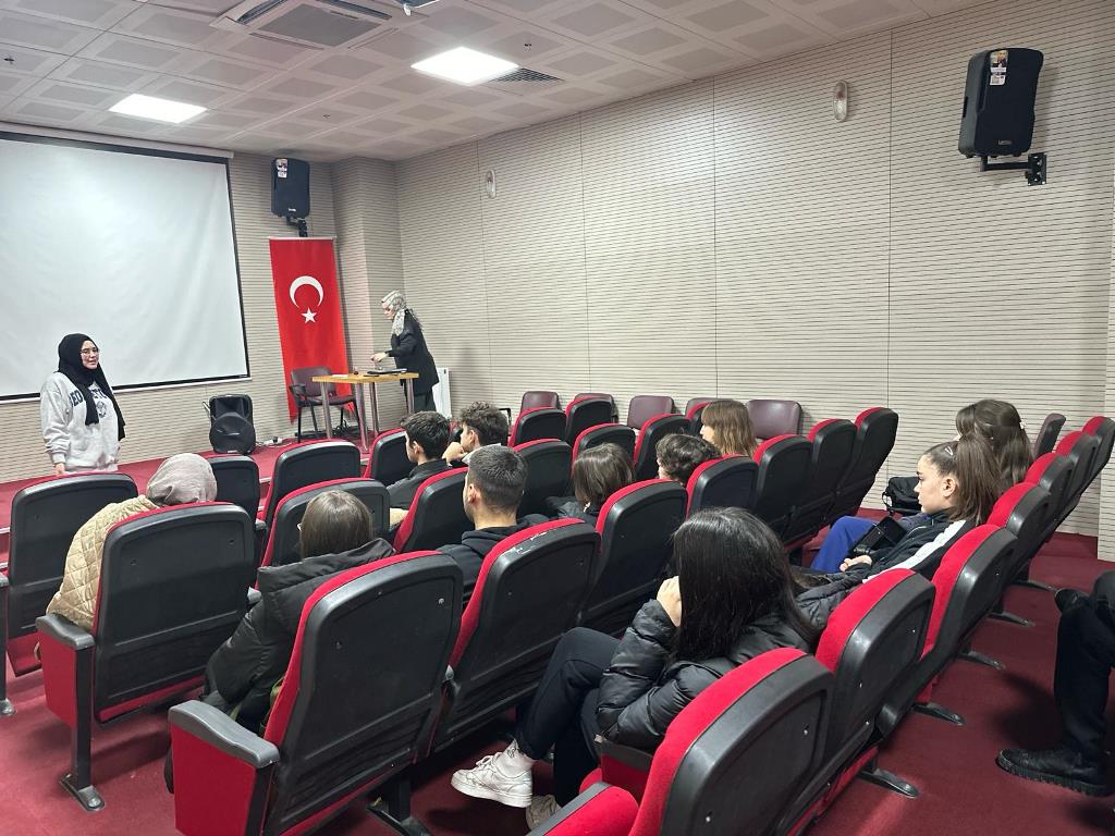 ERENLER GENÇLİK MERKEZİNDEN GÖNÜLLÜLÜK HAREKETİ