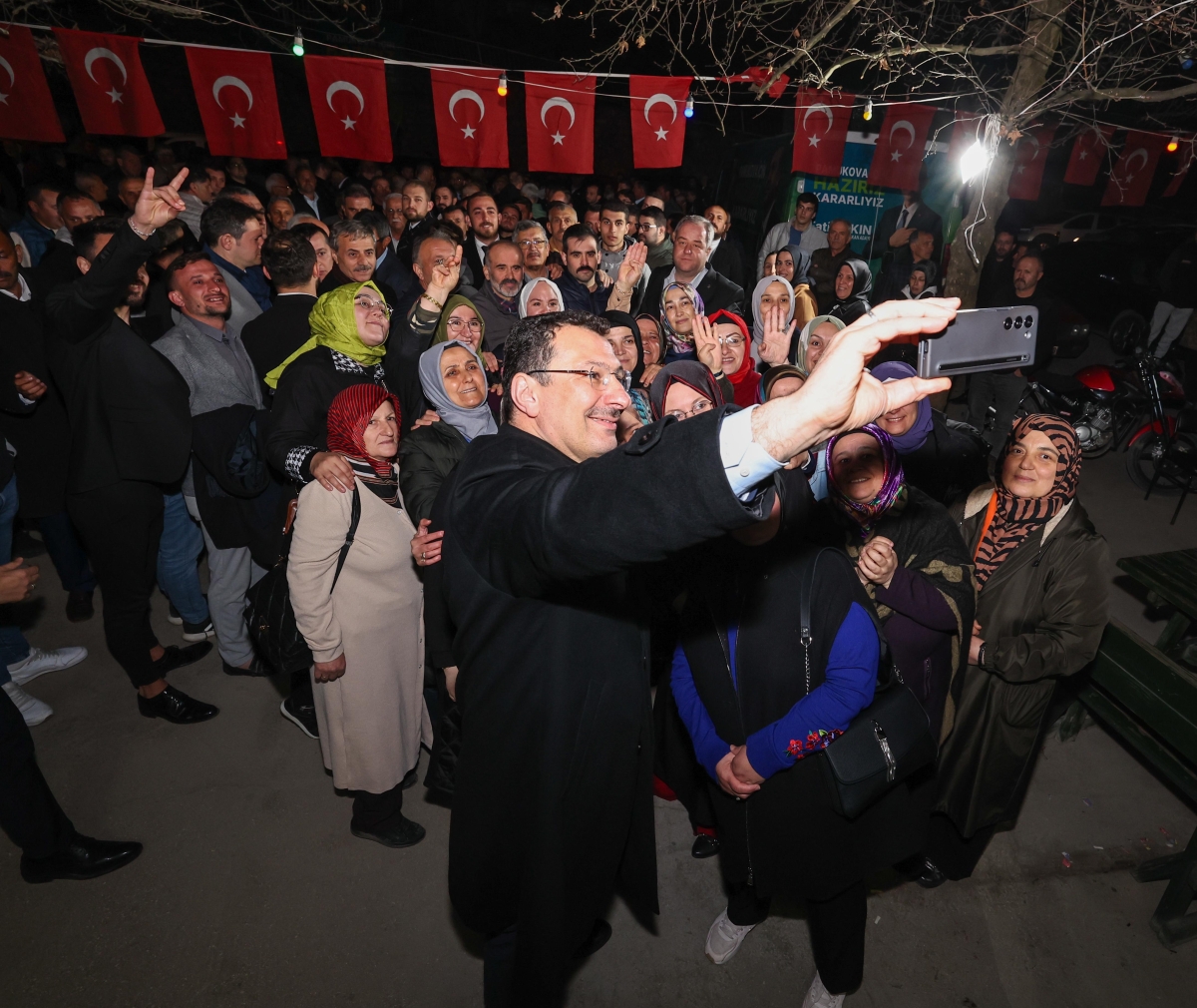 SBB Başkan Adayı Yusuf Alemdar “Şehrimizi ve ilçelerimizi daha iyi noktalara hep birlikte taşıyacağız” ( GÜNÜN ÖNE ÇIKAN FOTOĞRAFLARI )