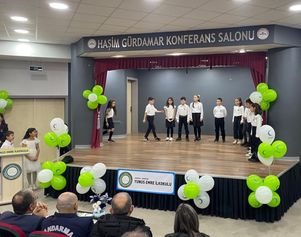 Yeşilay Haftası, Yunus Emre İlkokulu Tarafından Hazırlanan Programla Kutlandı. ( GÜNÜN ÖNE ÇIKAN FOTOĞRAFLARI )