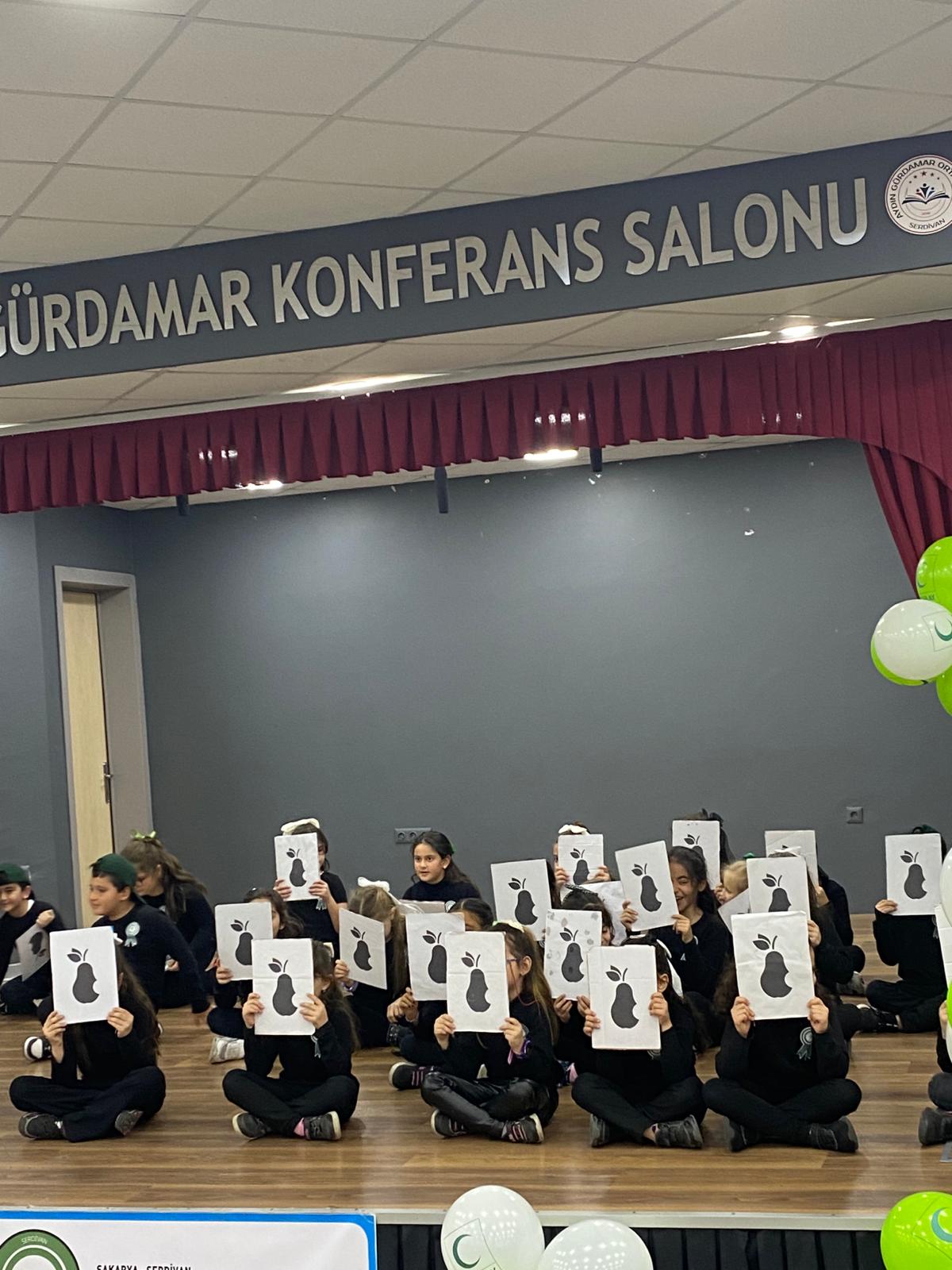 Yeşilay Haftası, Yunus Emre İlkokulu Tarafından Hazırlanan Programla Kutlandı. ( GÜNÜN ÖNE ÇIKAN FOTOĞRAFLARI )