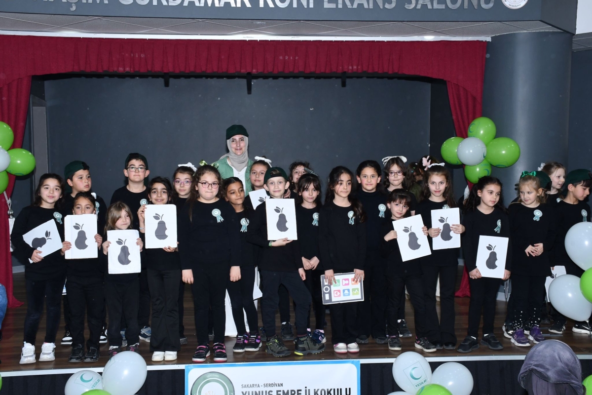 Yeşilay Haftası, Yunus Emre İlkokulu Tarafından Hazırlanan Programla Kutlandı. ( GÜNÜN ÖNE ÇIKAN FOTOĞRAFLARI )