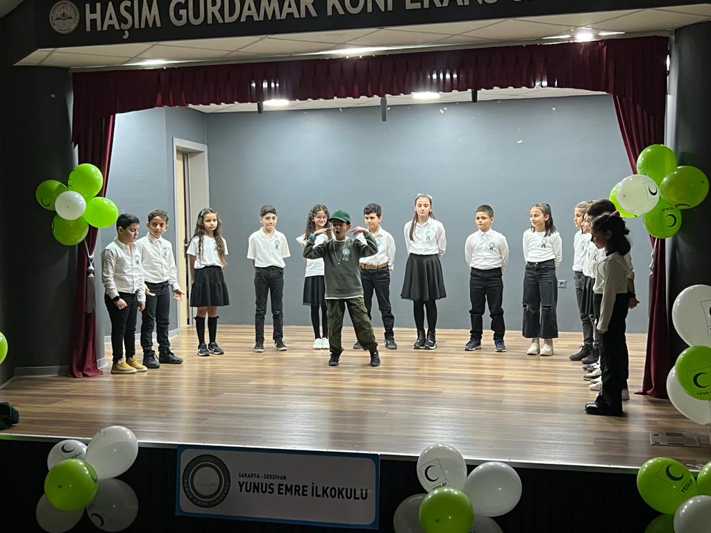 Yeşilay Haftası, Yunus Emre İlkokulu Tarafından Hazırlanan Programla Kutlandı. ( GÜNÜN ÖNE ÇIKAN FOTOĞRAFLARI )