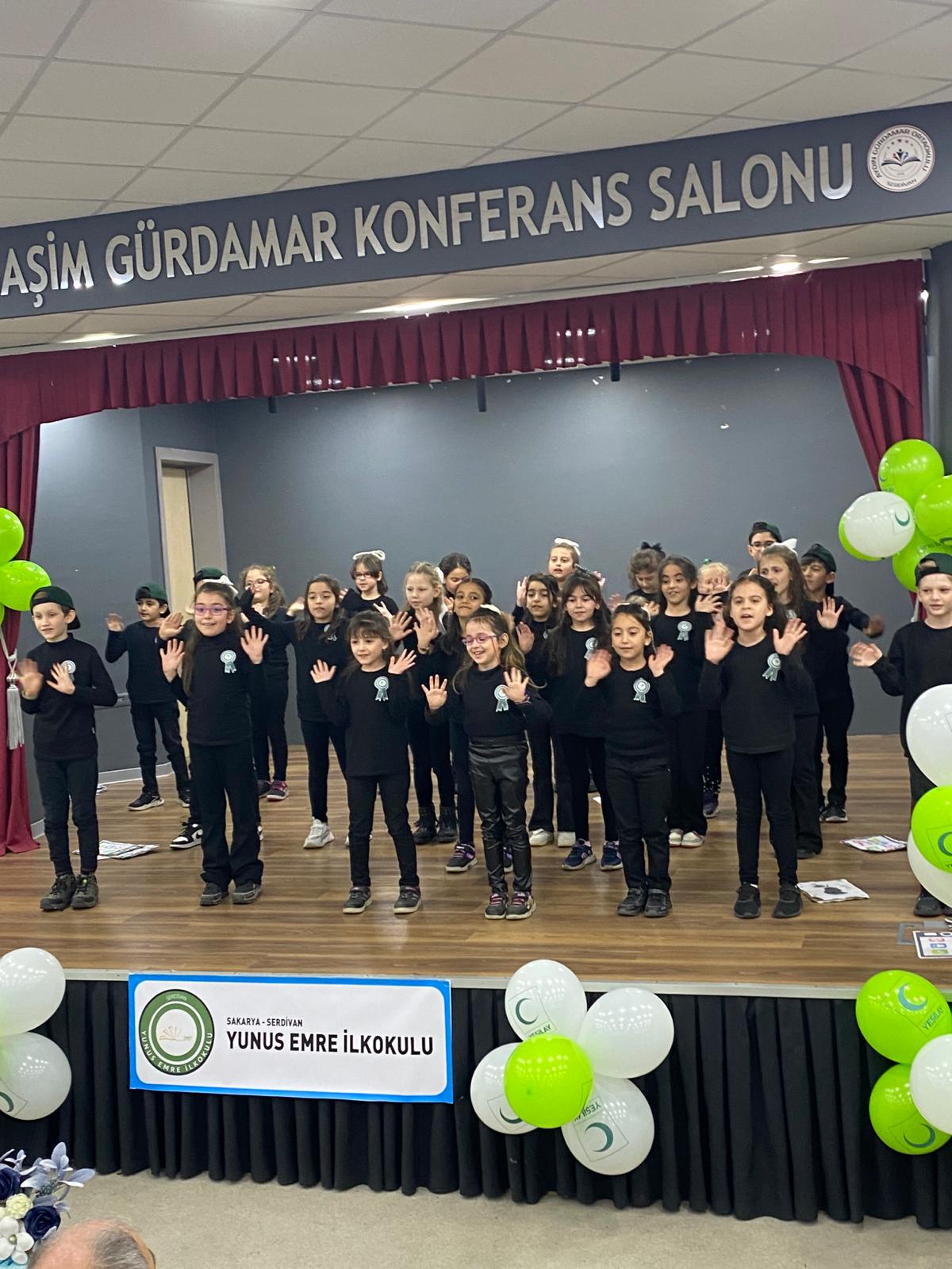 Yeşilay Haftası, Yunus Emre İlkokulu Tarafından Hazırlanan Programla Kutlandı. ( GÜNÜN ÖNE ÇIKAN FOTOĞRAFLARI )