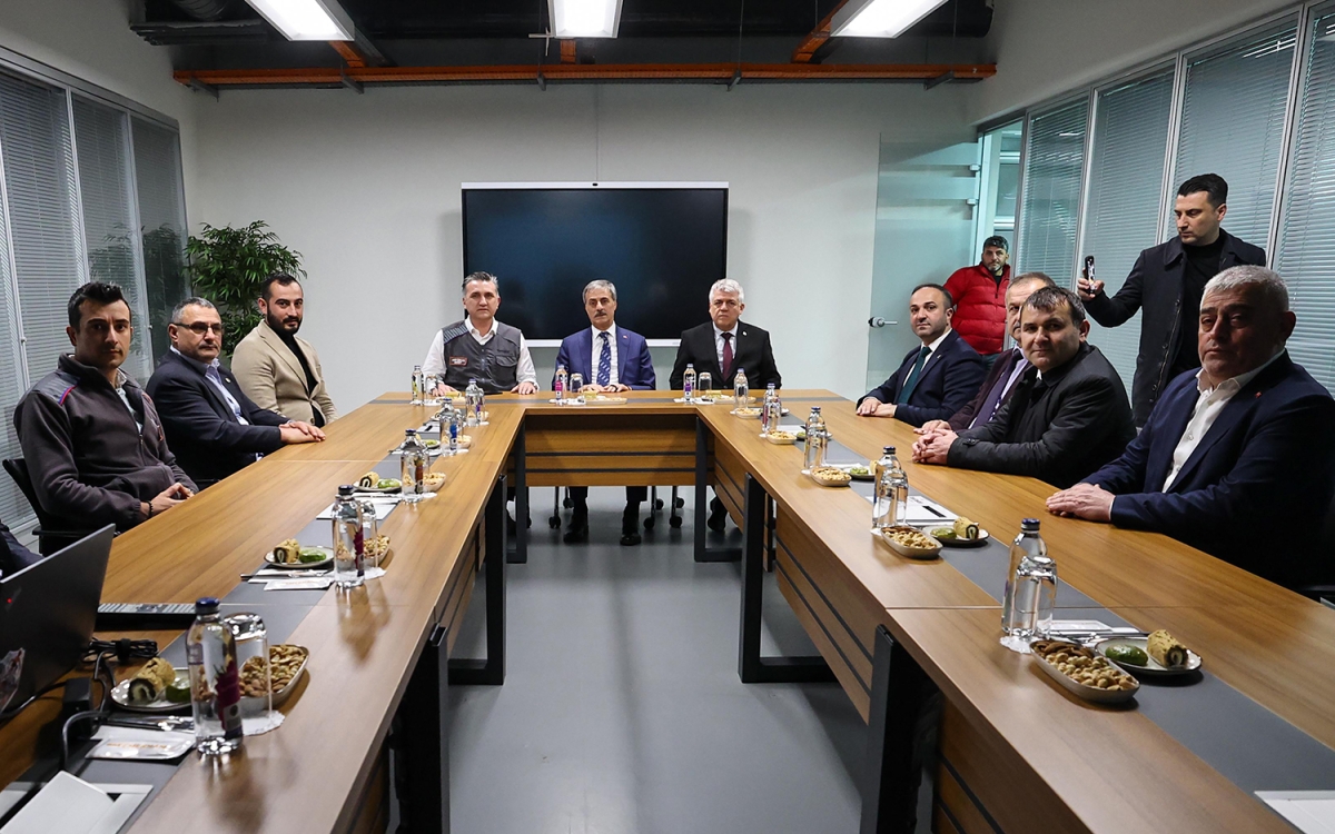 Sakarya Büyükşehir Belediye Başkan Adayı Yusuf Alemdar “Tüm enerji ve düşüncemizi Sakarya’nın önündeki güzel günlere yönelttik” ( GÜNÜN ÖNE ÇIKAN FOTOĞRAFLARI )