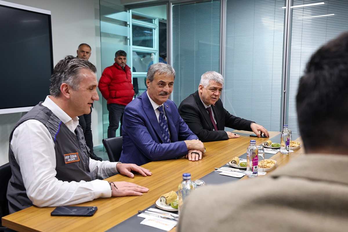 Sakarya Büyükşehir Belediye Başkan Adayı Yusuf Alemdar “Tüm enerji ve düşüncemizi Sakarya’nın önündeki güzel günlere yönelttik” ( GÜNÜN ÖNE ÇIKAN FOTOĞRAFLARI )