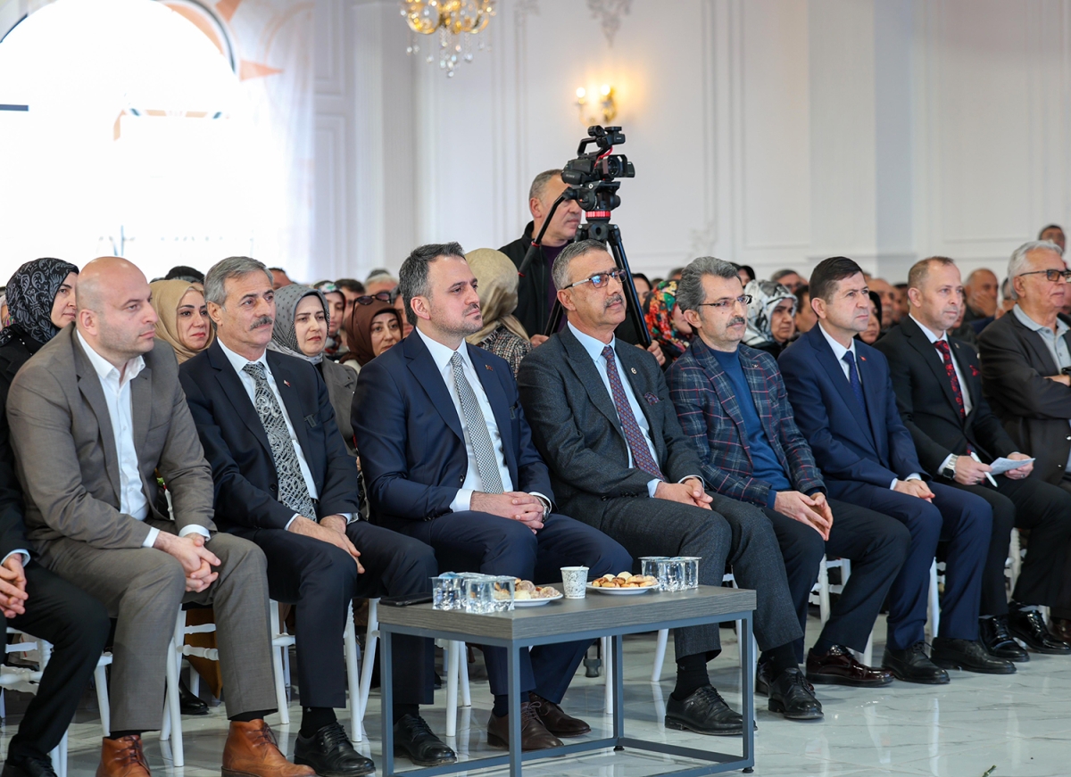 Sakarya Büyükşehir Belediye Başkan Adayı Yusuf Alemdar, Kocaali meclis üyesi ve proje tanıtım toplantısına katıldı.