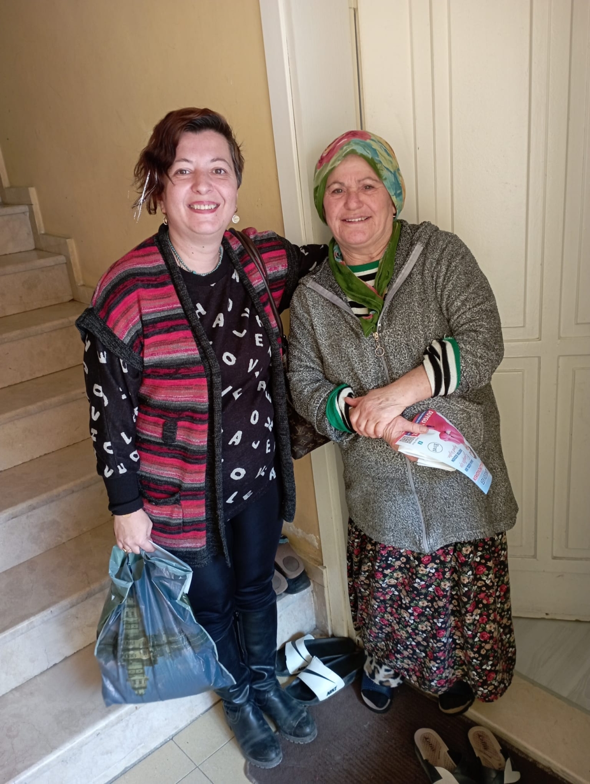 Sakarya İli Adapazarı İlçesi Güneşler Merkez Mahallesi Muhtar Adayı Duygu Yavuz FISILTI HABERLERİ'NDE İŞTE O KARELER