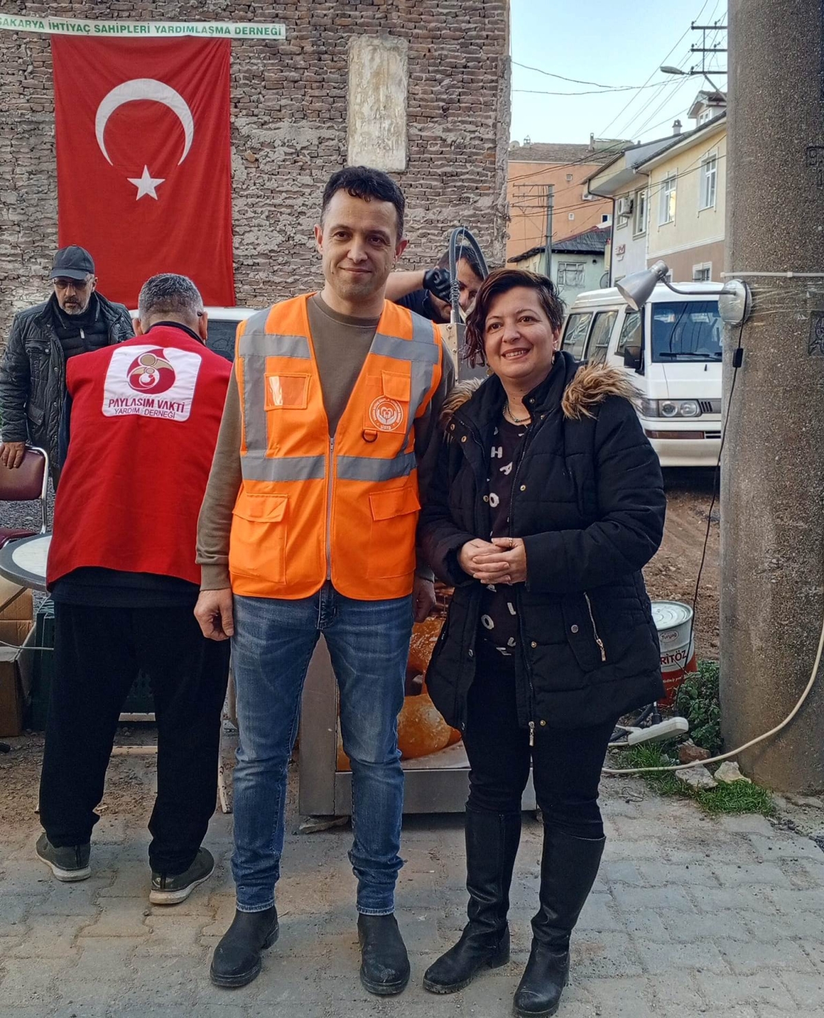 Sakarya İli Adapazarı İlçesi Güneşler Merkez Mahallesi Muhtar Adayı Duygu Yavuz FISILTI HABERLERİ'NDE İŞTE O KARELER