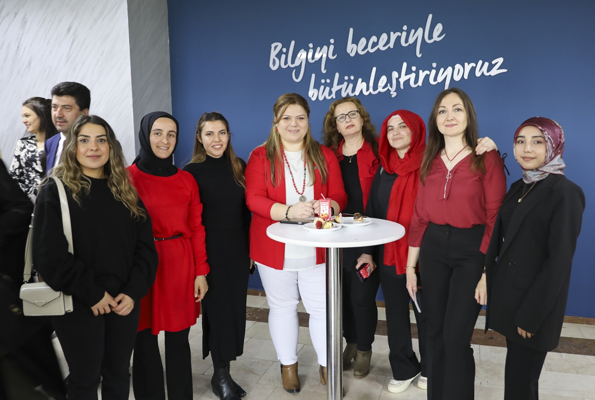 SUBÜ’deki Kadınlar Günü etkinliğinde Zulme uğrayan kadınlara dikkat çekildi ( İŞTE O ANLARA AİT KARELER )