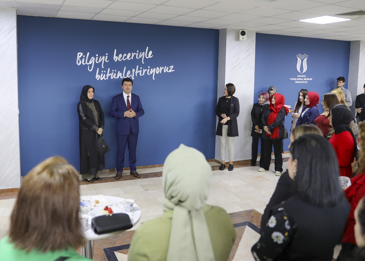 SUBÜ’deki Kadınlar Günü etkinliğinde Zulme uğrayan kadınlara dikkat çekildi ( İŞTE O ANLARA AİT KARELER )