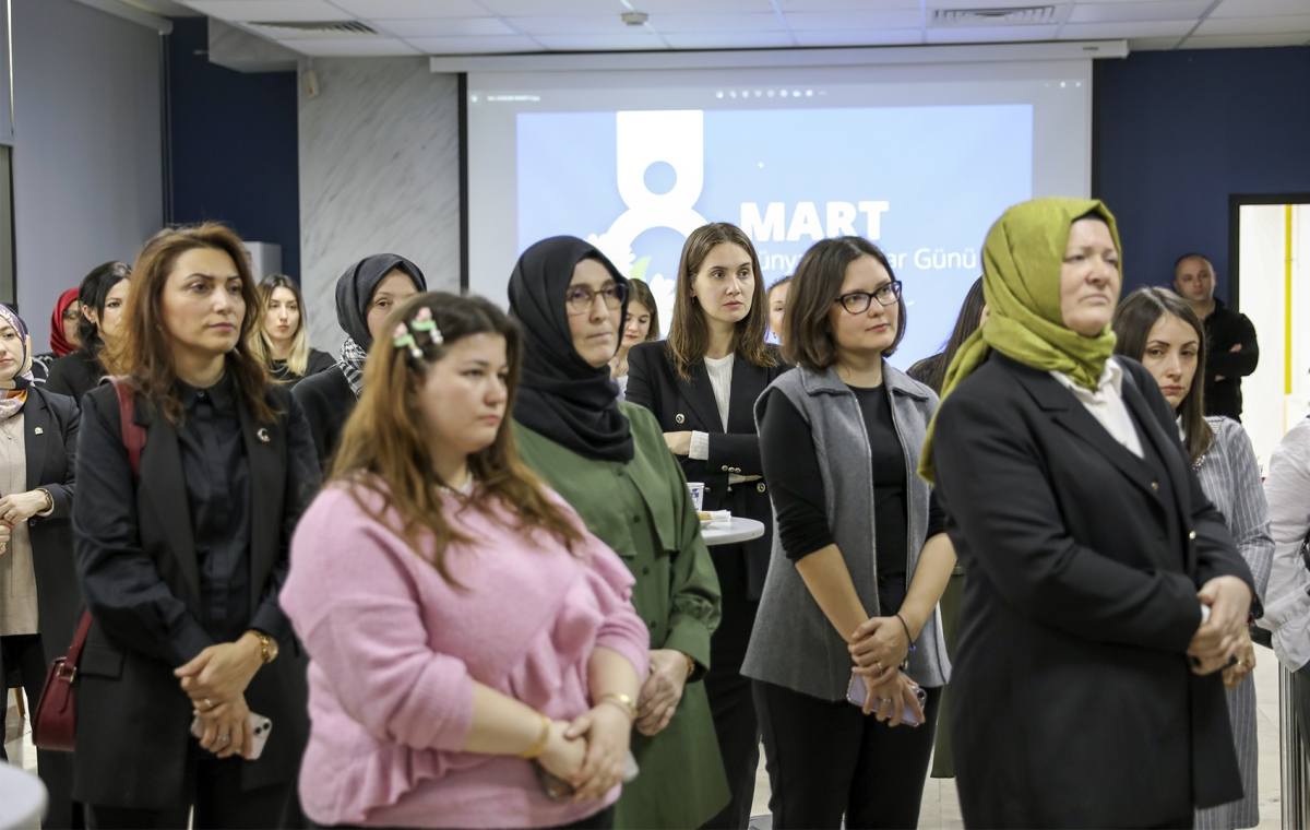 SUBÜ’deki Kadınlar Günü etkinliğinde Zulme uğrayan kadınlara dikkat çekildi ( İŞTE O ANLARA AİT KARELER )