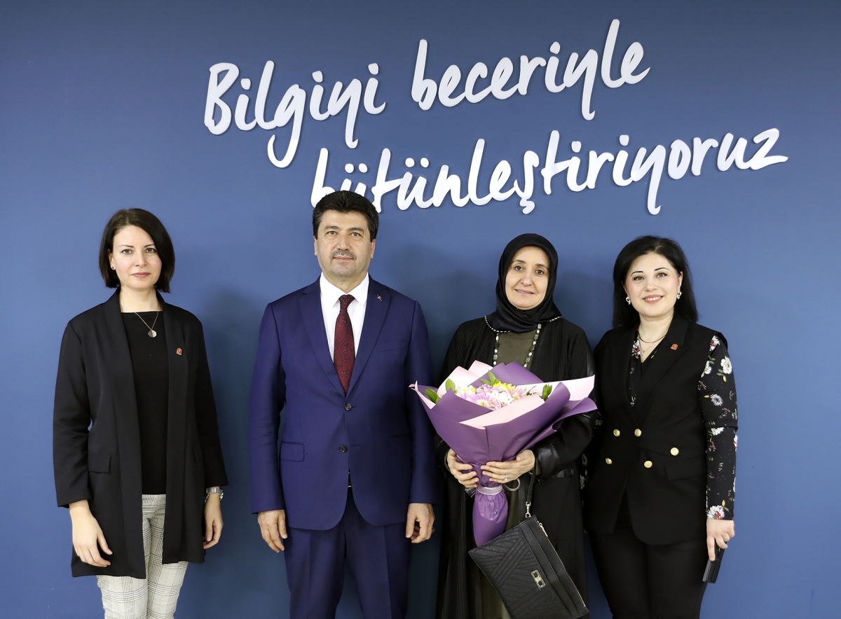 SUBÜ’deki Kadınlar Günü etkinliğinde Zulme uğrayan kadınlara dikkat çekildi ( İŞTE O ANLARA AİT KARELER )