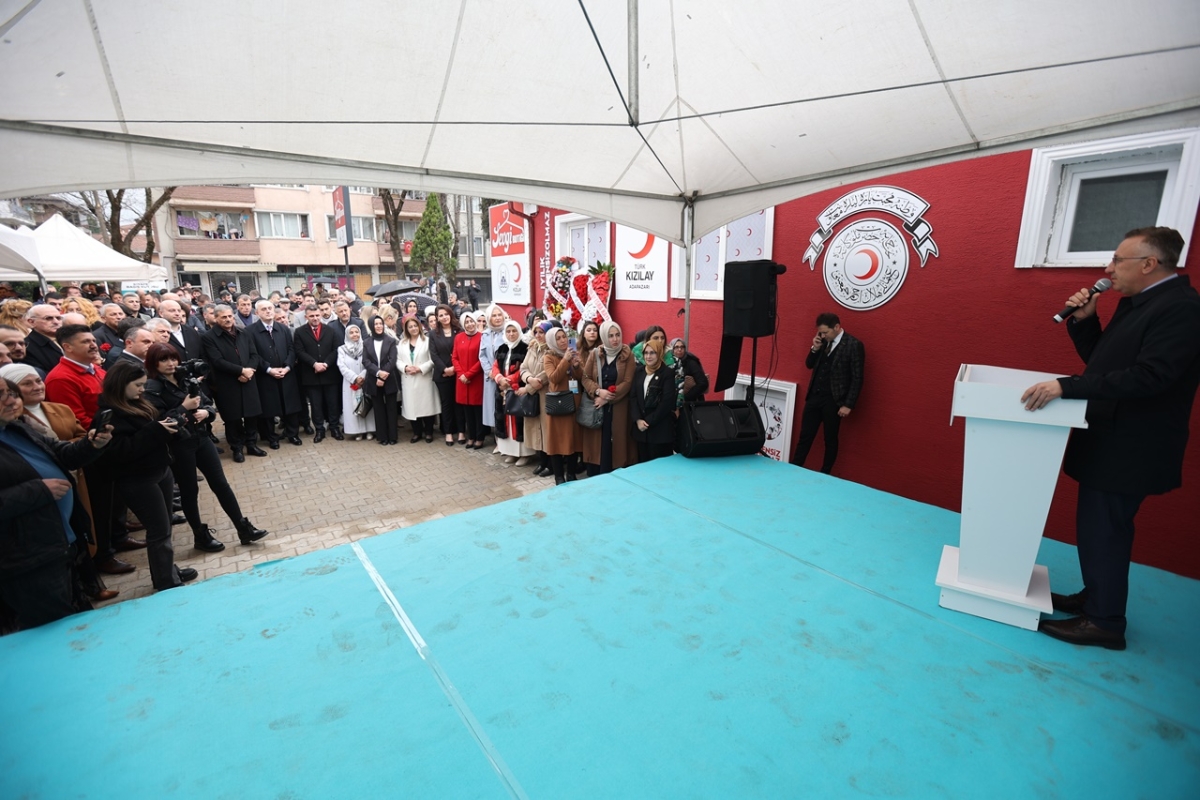 Adapazarı Sevgi Butiği Açıldı ( GÜNÜN ÖNE ÇIKAN FOTOĞRAFLARI )