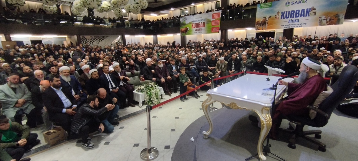 Sakarya'da Cübbeli Ahmet Mahmut Ünlü Hoca izdihamı yaşandı