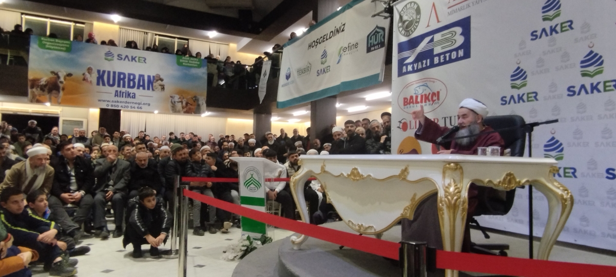 Sakarya'da Cübbeli Ahmet Mahmut Ünlü Hoca izdihamı yaşandı