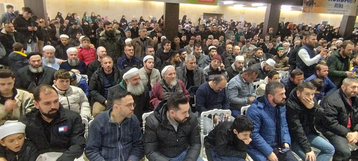 Sakarya'da Cübbeli Ahmet Mahmut Ünlü Hoca izdihamı yaşandı