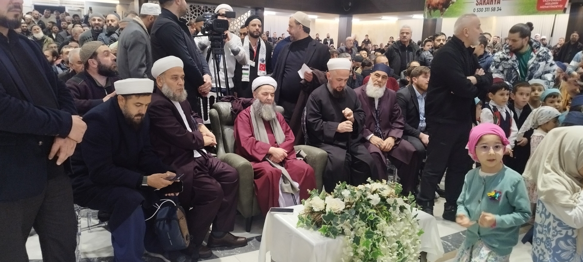 Sakarya'da Cübbeli Ahmet Mahmut Ünlü Hoca izdihamı yaşandı