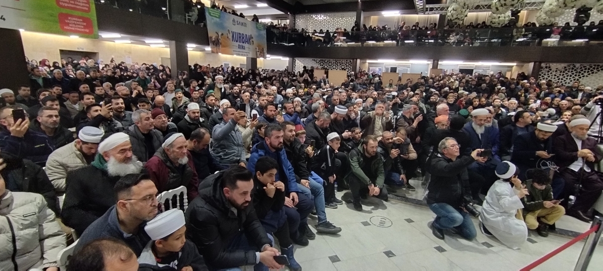 Sakarya'da Cübbeli Ahmet Mahmut Ünlü Hoca izdihamı yaşandı