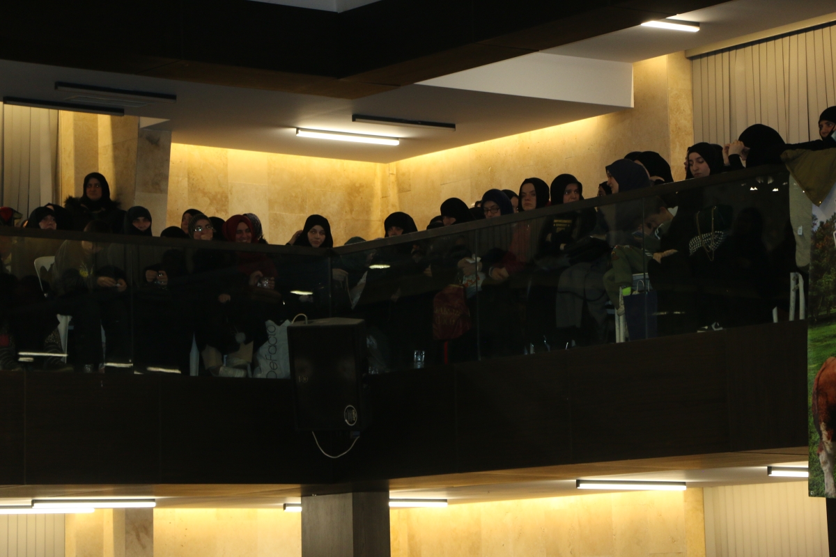 Sakarya'da Cübbeli Ahmet Mahmut Ünlü Hoca izdihamı yaşandı