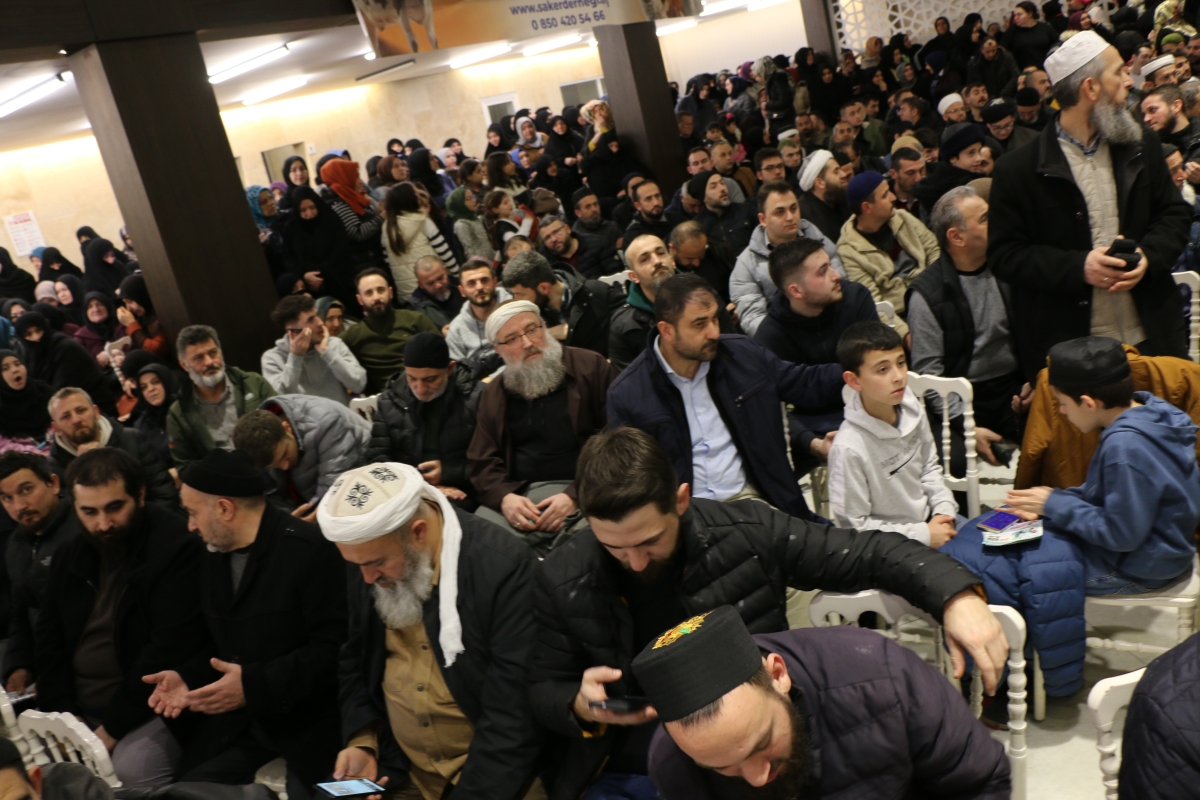 Sakarya'da Cübbeli Ahmet Mahmut Ünlü Hoca izdihamı yaşandı