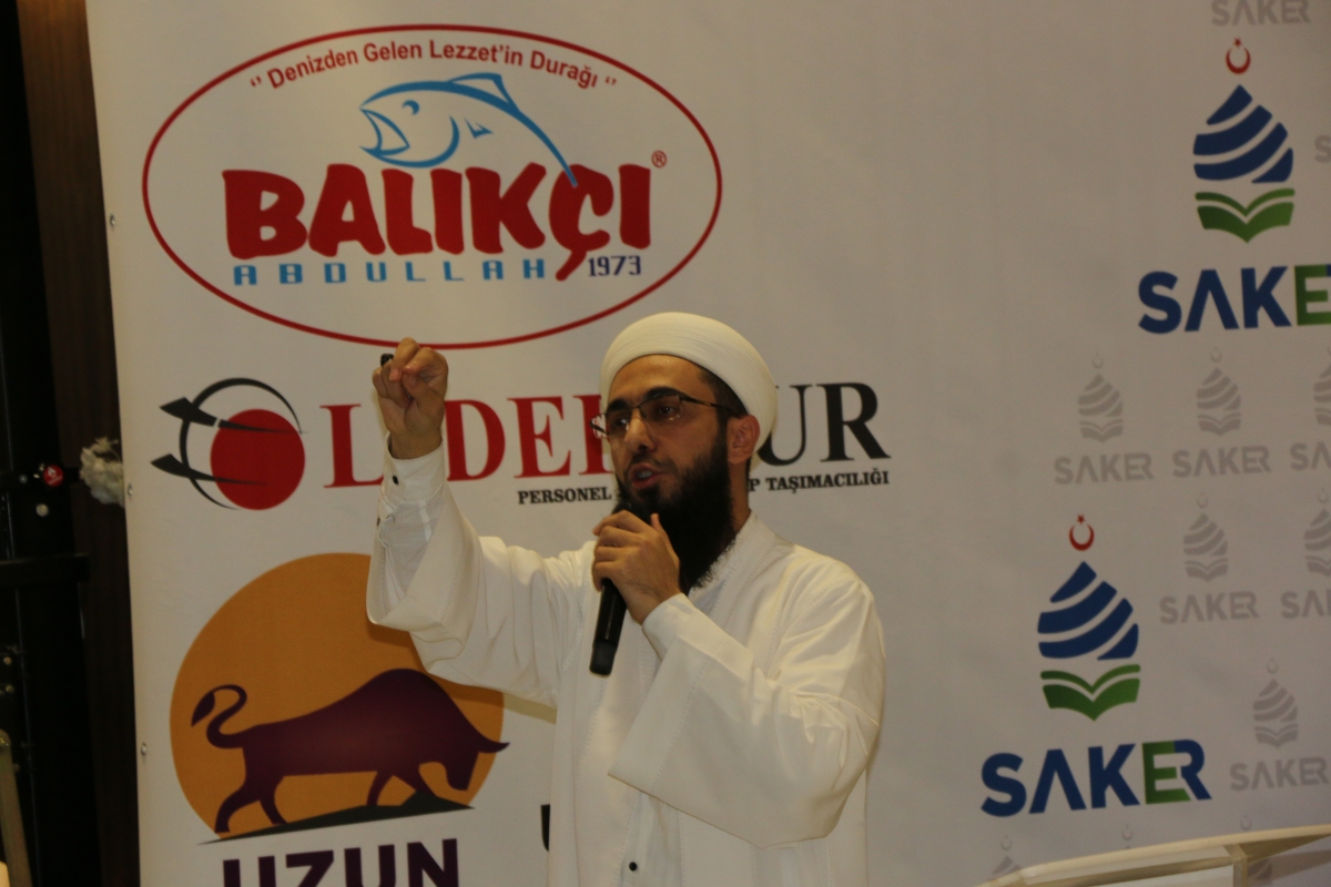 Sakarya'da Cübbeli Ahmet Mahmut Ünlü Hoca izdihamı yaşandı