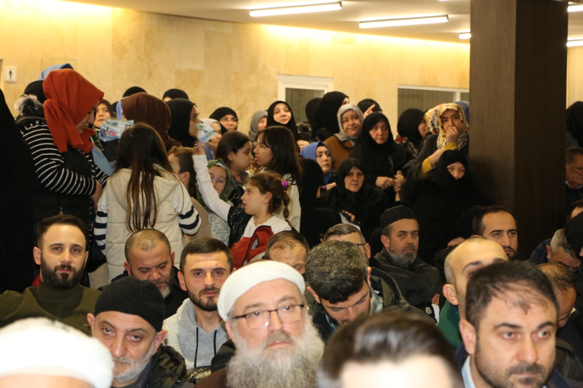 Sakarya'da Cübbeli Ahmet Mahmut Ünlü Hoca izdihamı yaşandı