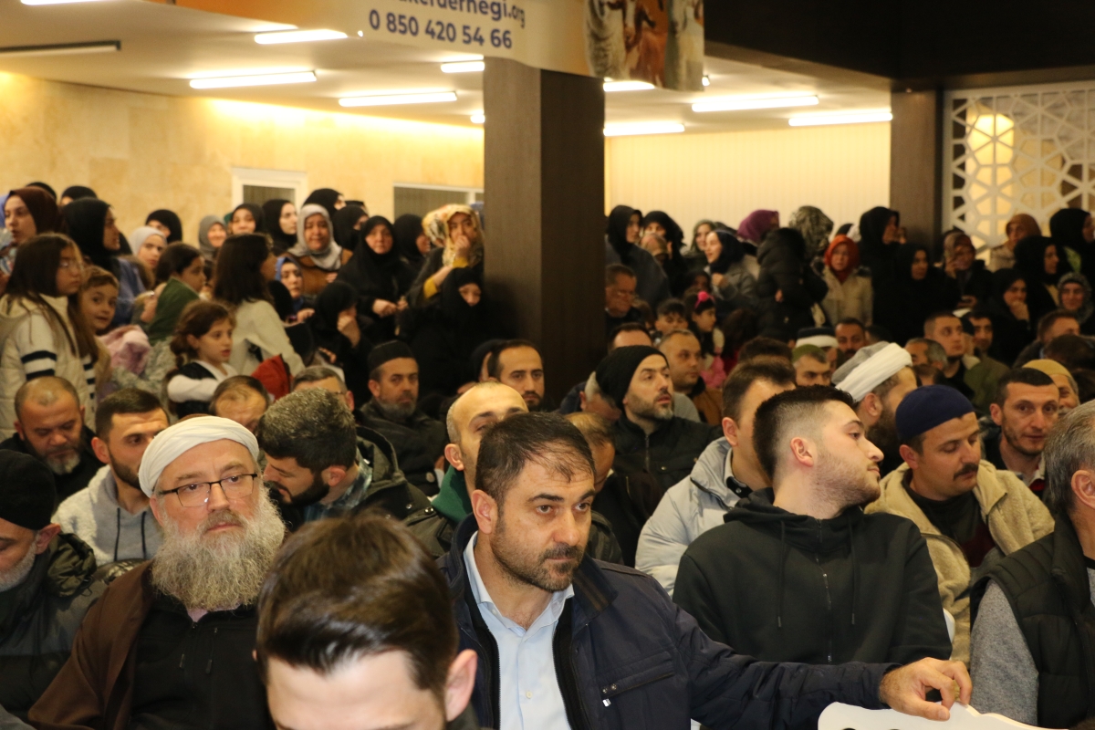 Sakarya'da Cübbeli Ahmet Mahmut Ünlü Hoca izdihamı yaşandı