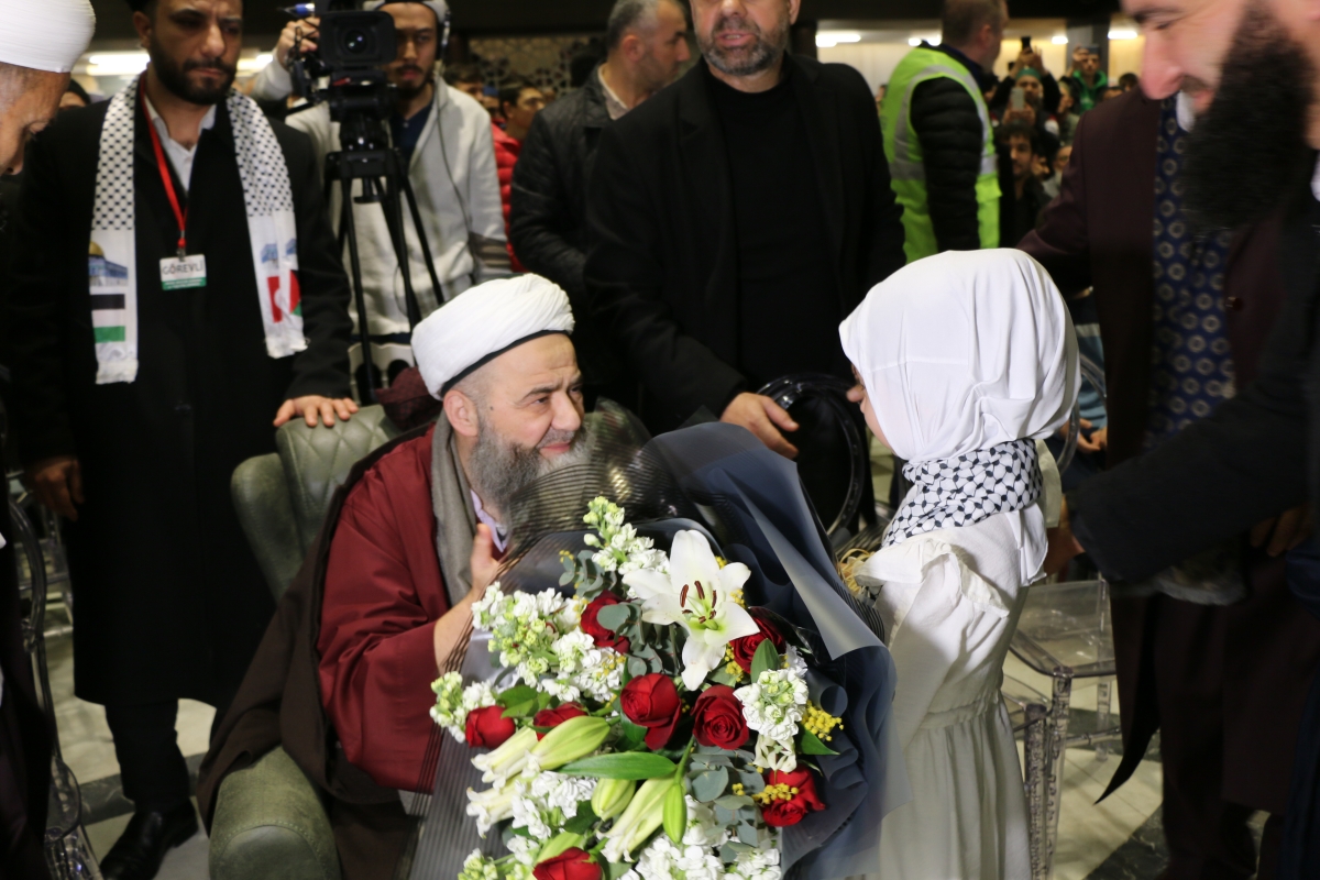 Sakarya'da Cübbeli Ahmet Mahmut Ünlü Hoca izdihamı yaşandı