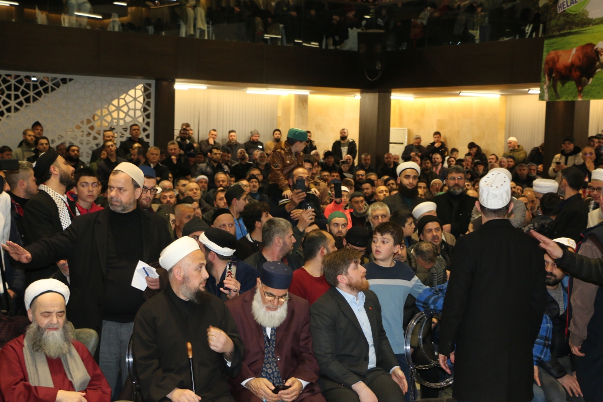 Sakarya'da Cübbeli Ahmet Mahmut Ünlü Hoca izdihamı yaşandı