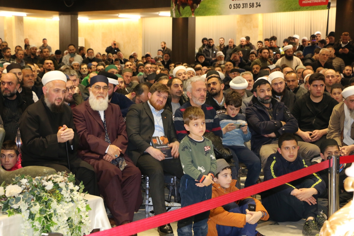 Sakarya'da Cübbeli Ahmet Mahmut Ünlü Hoca izdihamı yaşandı