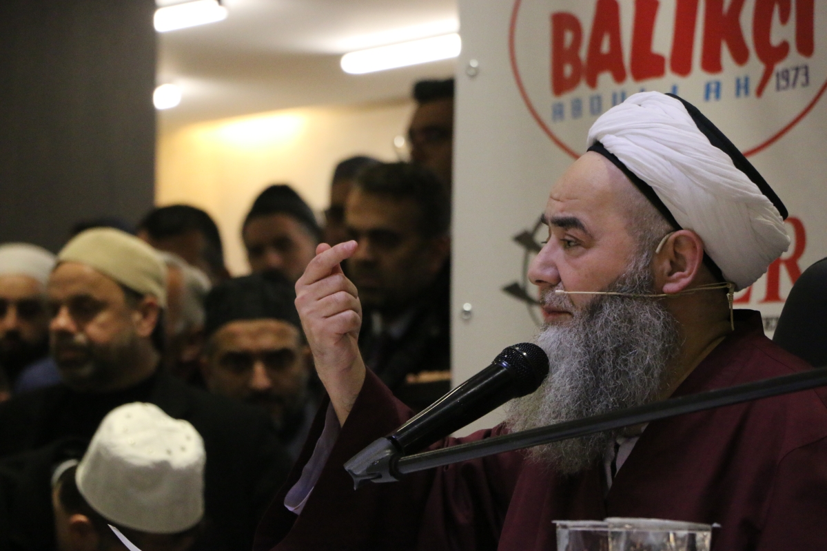 Sakarya'da Cübbeli Ahmet Mahmut Ünlü Hoca izdihamı yaşandı