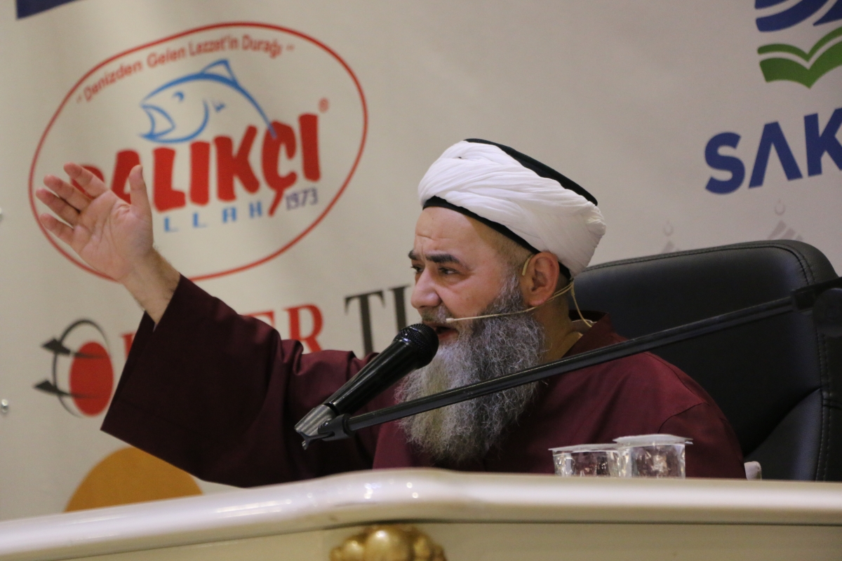 Sakarya'da Cübbeli Ahmet Mahmut Ünlü Hoca izdihamı yaşandı