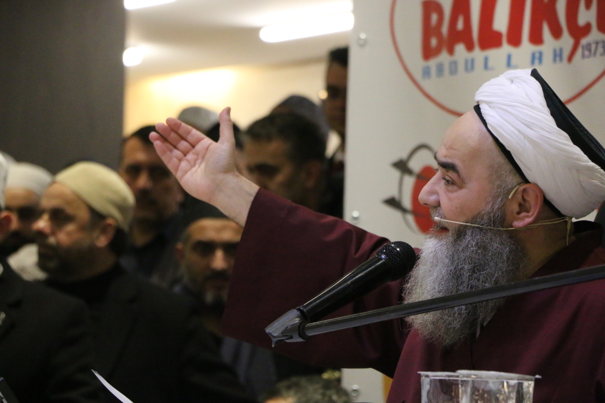 Sakarya'da Cübbeli Ahmet Mahmut Ünlü Hoca izdihamı yaşandı
