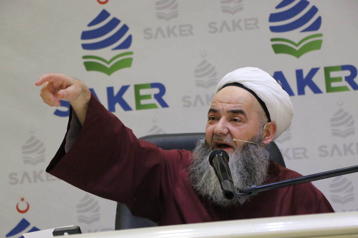 Sakarya'da Cübbeli Ahmet Mahmut Ünlü Hoca izdihamı yaşandı