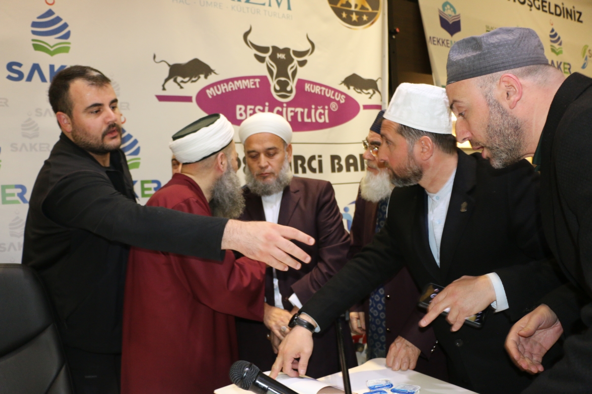 Sakarya'da Cübbeli Ahmet Mahmut Ünlü Hoca izdihamı yaşandı