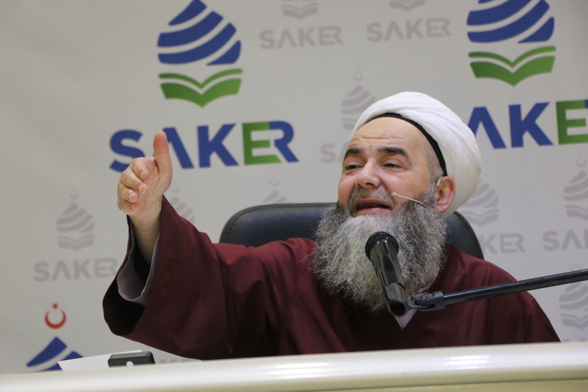 Sakarya'da Cübbeli Ahmet Mahmut Ünlü Hoca izdihamı yaşandı