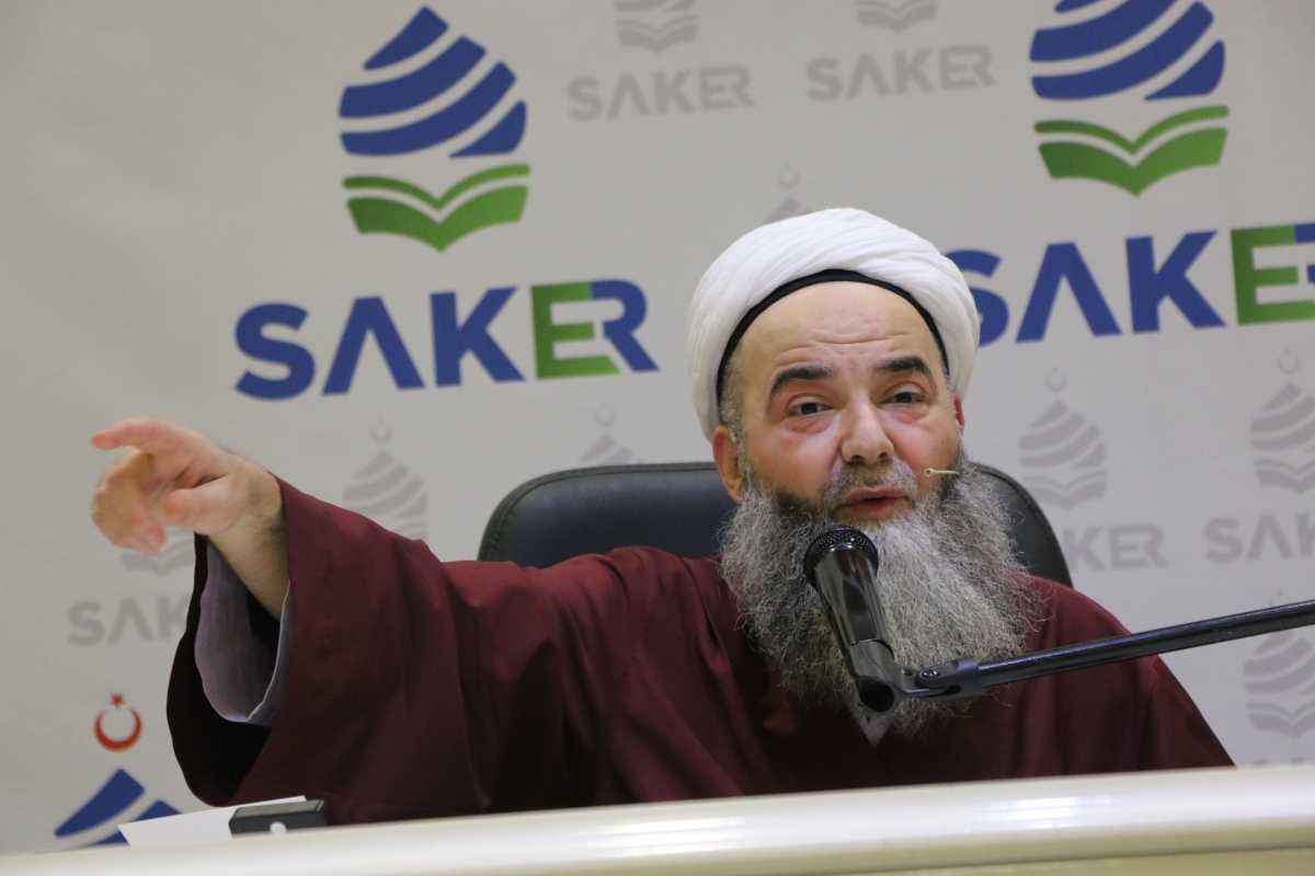 Sakarya'da Cübbeli Ahmet Mahmut Ünlü Hoca izdihamı yaşandı