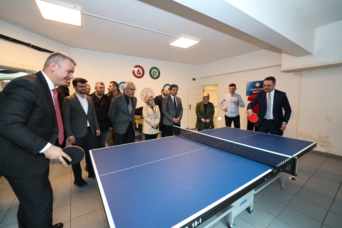 İŞTE GENÇLİK, İŞTE SERDİVAN: SPOR VE KAMP MERKEZİ PROJESİ ( GÜNÜN ÖNE ÇIKAN FOTOĞRAFLARI )