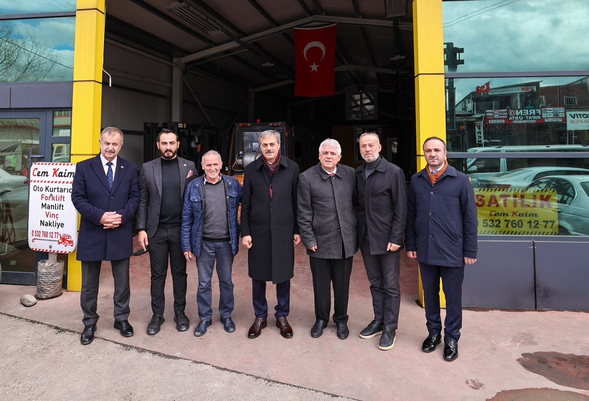 Yusuf Alemdar Modern Sanayi esnafını ziyaret etti; “Şehrimiz esnafının yanında olmaya devam edeceğiz” ( GÜNÜN ÖNE ÇIKAN FOTOĞRAFLARI )