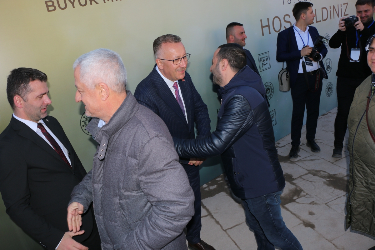 Ada Hayat Yerinde Kentsel Dönüşüm Projesi Temel Atma Töreni Bakan Mehmet Özhaseki' Katılımları ile Sakarya'da Gerçekleşti ( İŞTE GÜNÜN ÖNE ÇIKAN FOTOĞRAFLARI )