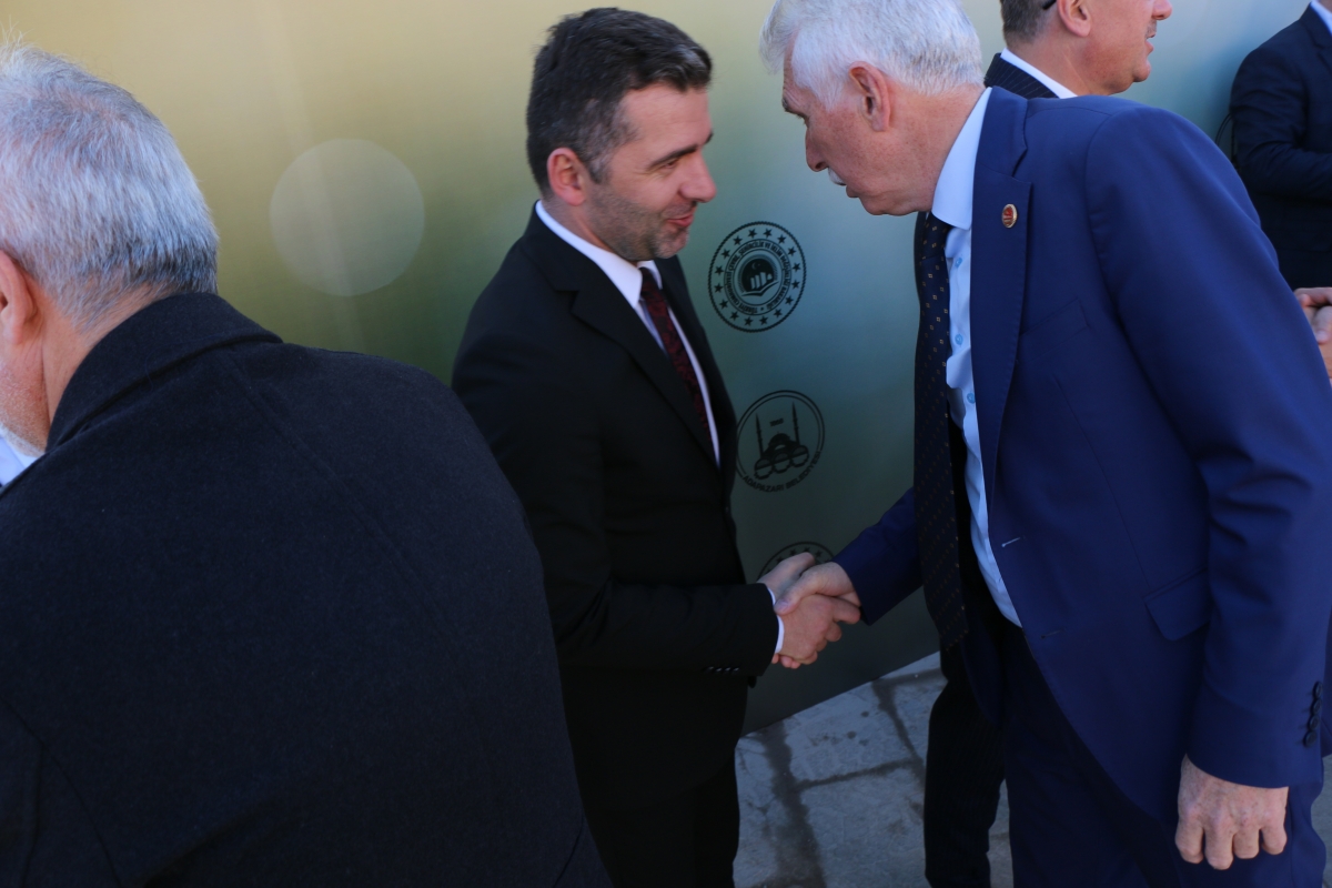 Ada Hayat Yerinde Kentsel Dönüşüm Projesi Temel Atma Töreni Bakan Mehmet Özhaseki' Katılımları ile Sakarya'da Gerçekleşti ( İŞTE GÜNÜN ÖNE ÇIKAN FOTOĞRAFLARI )