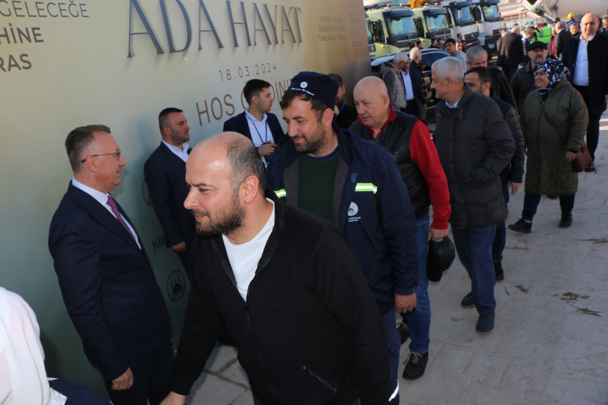 Ada Hayat Yerinde Kentsel Dönüşüm Projesi Temel Atma Töreni Bakan Mehmet Özhaseki' Katılımları ile Sakarya'da Gerçekleşti ( İŞTE GÜNÜN ÖNE ÇIKAN FOTOĞRAFLARI )