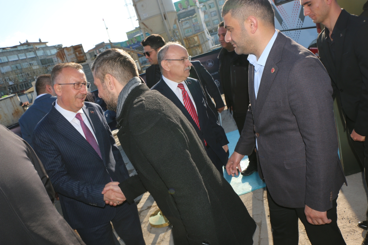 Ada Hayat Yerinde Kentsel Dönüşüm Projesi Temel Atma Töreni Bakan Mehmet Özhaseki' Katılımları ile Sakarya'da Gerçekleşti ( İŞTE GÜNÜN ÖNE ÇIKAN FOTOĞRAFLARI )
