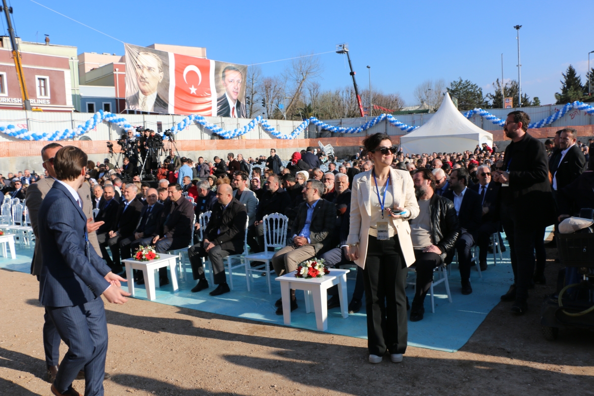 Ada Hayat Yerinde Kentsel Dönüşüm Projesi Temel Atma Töreni Bakan Mehmet Özhaseki' Katılımları ile Sakarya'da Gerçekleşti ( İŞTE GÜNÜN ÖNE ÇIKAN FOTOĞRAFLARI )