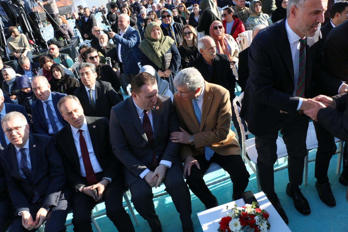 Ada Hayat Yerinde Kentsel Dönüşüm Projesi Temel Atma Töreni Bakan Mehmet Özhaseki' Katılımları ile Sakarya'da Gerçekleşti ( İŞTE GÜNÜN ÖNE ÇIKAN FOTOĞRAFLARI )