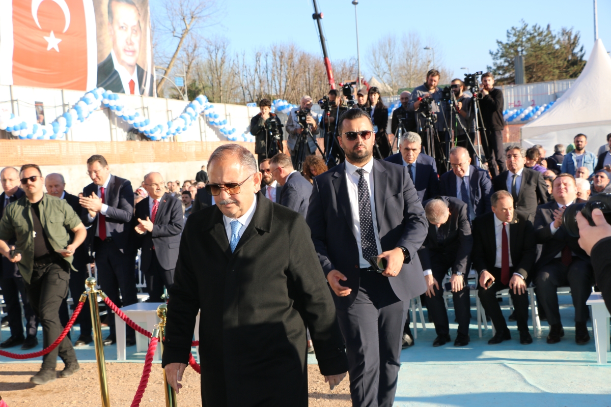 Ada Hayat Yerinde Kentsel Dönüşüm Projesi Temel Atma Töreni Bakan Mehmet Özhaseki' Katılımları ile Sakarya'da Gerçekleşti ( İŞTE GÜNÜN ÖNE ÇIKAN FOTOĞRAFLARI )