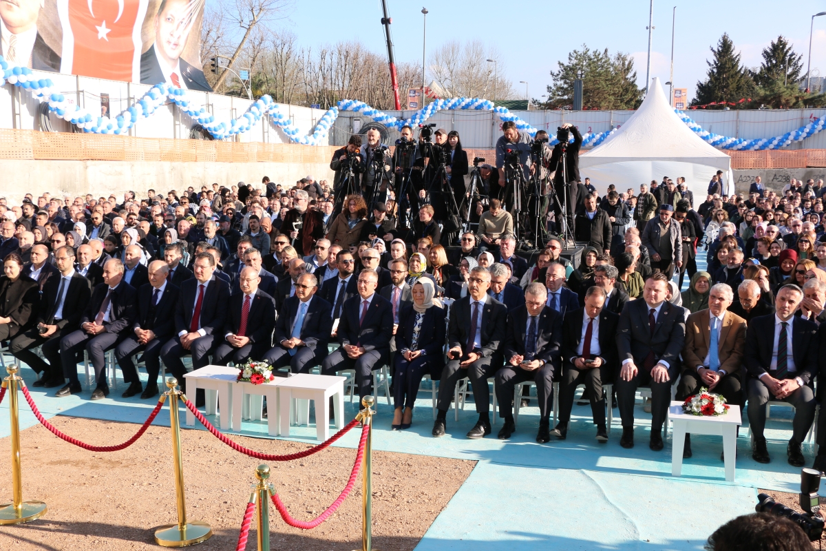 Ada Hayat Yerinde Kentsel Dönüşüm Projesi Temel Atma Töreni Bakan Mehmet Özhaseki' Katılımları ile Sakarya'da Gerçekleşti ( İŞTE GÜNÜN ÖNE ÇIKAN FOTOĞRAFLARI )