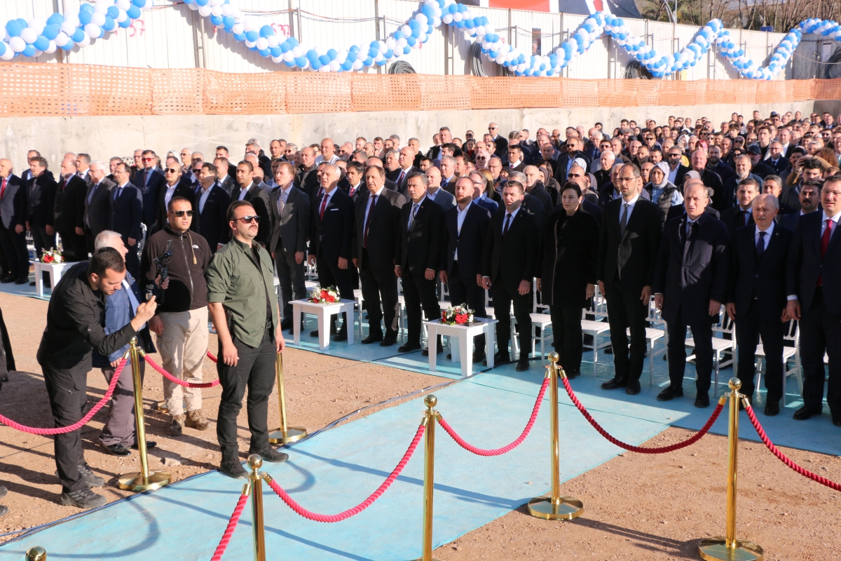 Ada Hayat Yerinde Kentsel Dönüşüm Projesi Temel Atma Töreni Bakan Mehmet Özhaseki' Katılımları ile Sakarya'da Gerçekleşti ( İŞTE GÜNÜN ÖNE ÇIKAN FOTOĞRAFLARI )