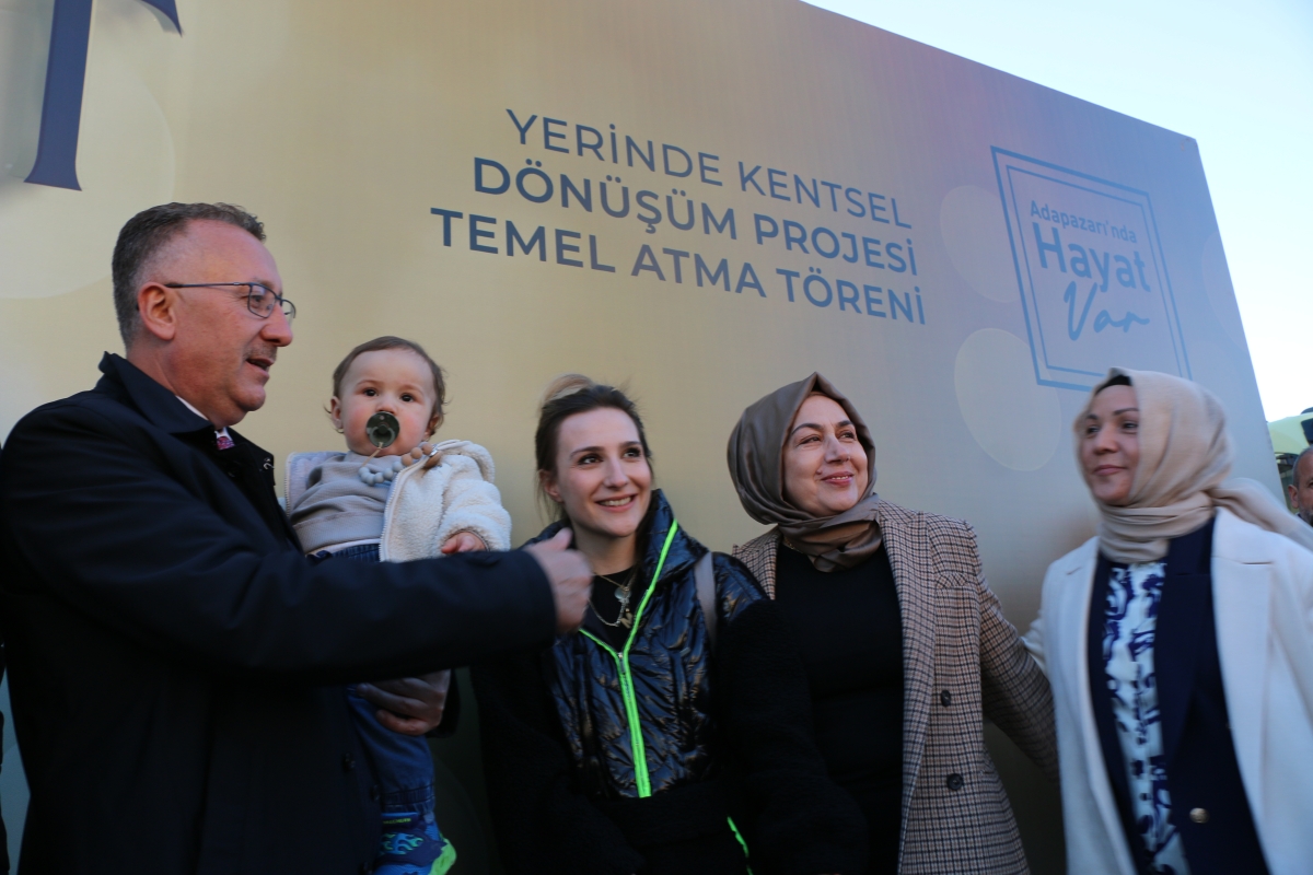 Ada Hayat Yerinde Kentsel Dönüşüm Projesi Temel Atma Töreni Bakan Mehmet Özhaseki' Katılımları ile Sakarya'da Gerçekleşti ( İŞTE GÜNÜN ÖNE ÇIKAN FOTOĞRAFLARI )